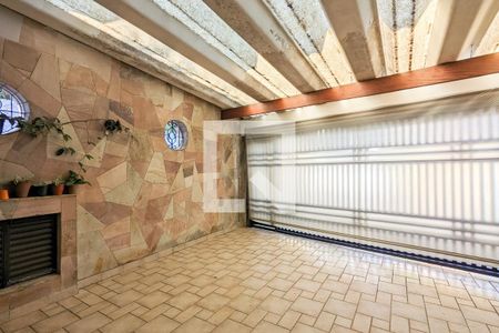 Casa à venda com 174m², 3 quartos e 2 vagasGaragem