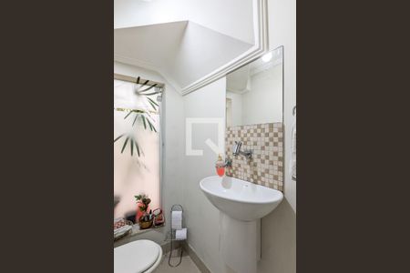 Casa à venda com 174m², 3 quartos e 2 vagasLavabo