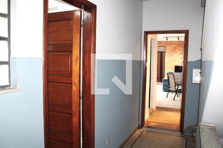 Apartamento à venda com 116m², 3 quartos e sem vagaPorta da esquerda acesso (kitnet) do apartamento principal