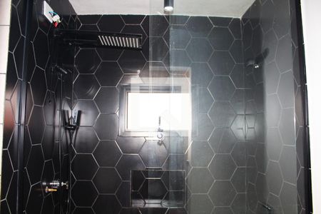 Apartamento à venda com 116m², 3 quartos e sem vagaBanheiro da Suíte