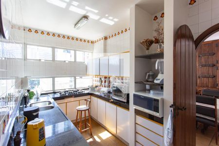 Apartamento para alugar com 280m², 4 quartos e 2 vagasCozinha