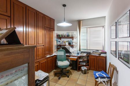 Apartamento para alugar com 280m², 4 quartos e 2 vagasEscritório/ Quarto 