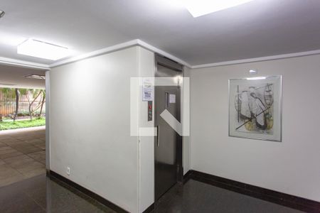 Apartamento para alugar com 280m², 4 quartos e 2 vagasHall de entrada