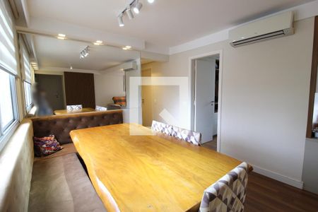 Sala de apartamento à venda com 3 quartos, 103m² em Indianópolis, São Paulo