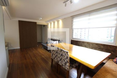 Sala de apartamento à venda com 3 quartos, 103m² em Indianópolis, São Paulo