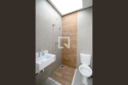 Casa à venda com 113m², 3 quartos e 2 vagasBanheiro