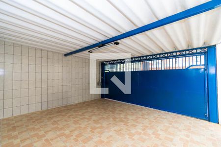 Casa para alugar com 110m², 2 quartos e 2 vagas Casa para alugar com 110m², 2 quartos e 2 vagasGaragem