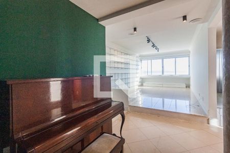 Sala de apartamento para alugar com 3 quartos, 105m² em Centro, Florianópolis