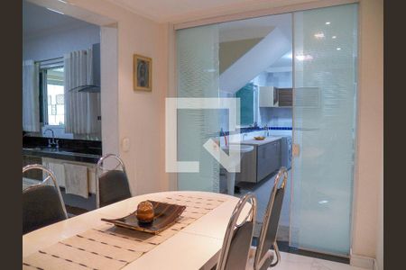 Casa à venda com 350m², 4 quartos e 5 vagasCozinha