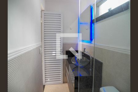 Casa à venda com 350m², 4 quartos e 5 vagasBanheiro 1