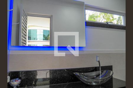 Casa à venda com 350m², 4 quartos e 5 vagasBanheiro 1