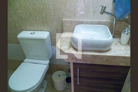 Casa à venda com 350m², 4 quartos e 5 vagasLavabo