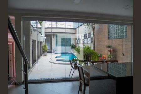 Casa à venda com 350m², 4 quartos e 5 vagasÁrea gourmet