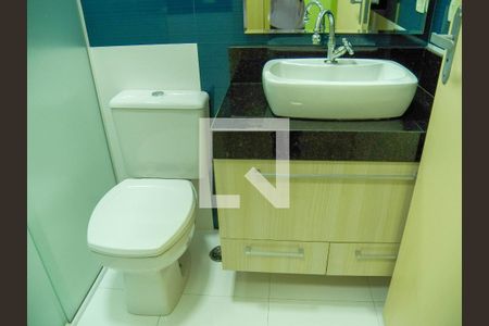 Casa à venda com 350m², 4 quartos e 5 vagasBanheiro 1