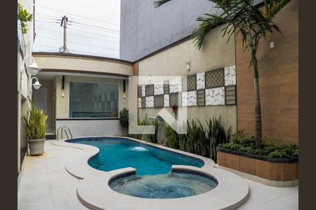 Casa à venda com 350m², 4 quartos e 5 vagasÁrea comum - Piscina