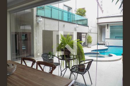 Casa à venda com 350m², 4 quartos e 5 vagasÁrea gourmet