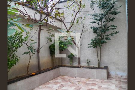 Casa à venda com 350m², 4 quartos e 5 vagasQuintal