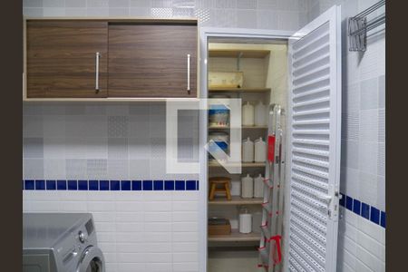 Casa à venda com 350m², 4 quartos e 5 vagasÁrea de Serviço