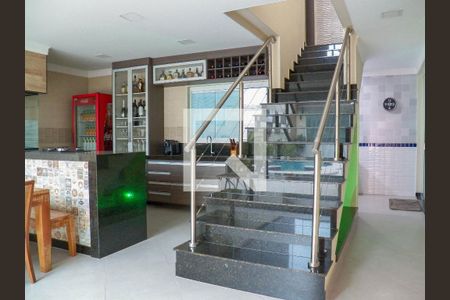 Casa à venda com 350m², 4 quartos e 5 vagasÁrea gourmet