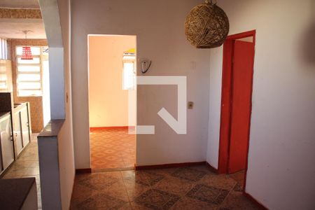 Sala de casa à venda com 5 quartos, 380m² em Araguaia, Belo Horizonte