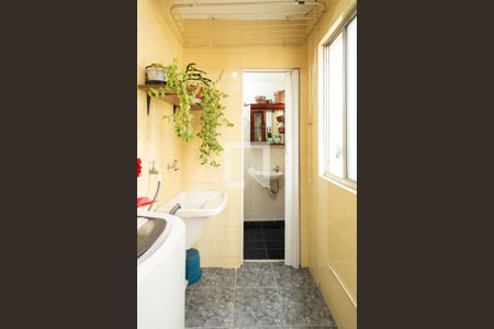 Apartamento à venda com 65m², 2 quartos e 1 vagaÁrea de Serviço