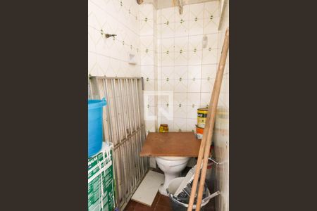 Apartamento para alugar com 52m², 2 quartos e sem vagaBanheiro de serviço