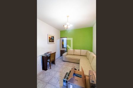 Casa à venda com 360m², 3 quartos e 2 vagas Casa à venda com 360m², 3 quartos e 2 vagasCasa 2 - Sala