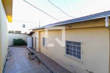 Casa à venda com 360m², 3 quartos e 2 vagas Casa à venda com 360m², 3 quartos e 2 vagasCasa 1 - Fachada