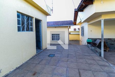Casa à venda com 360m², 3 quartos e 2 vagas Casa à venda com 360m², 3 quartos e 2 vagasGaragem