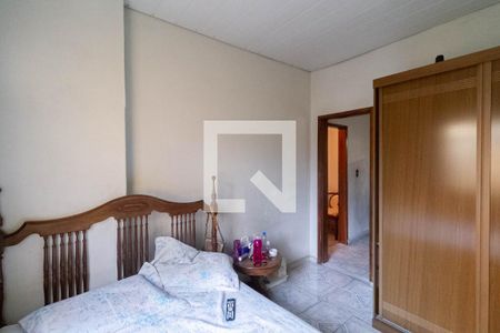 Casa à venda com 360m², 3 quartos e 2 vagas Casa à venda com 360m², 3 quartos e 2 vagasCasa 2 - Quarto 2