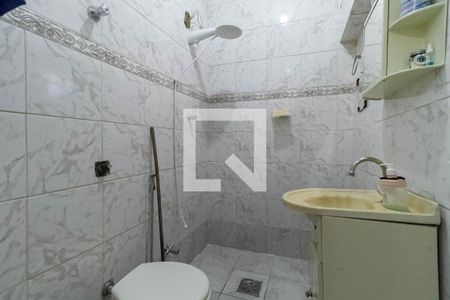 Casa à venda com 360m², 3 quartos e 2 vagas Casa à venda com 360m², 3 quartos e 2 vagasCasa 2 - Banheiro social