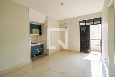 Sala de apartamento para alugar com 2 quartos, 70m² em Icaraí, Niterói