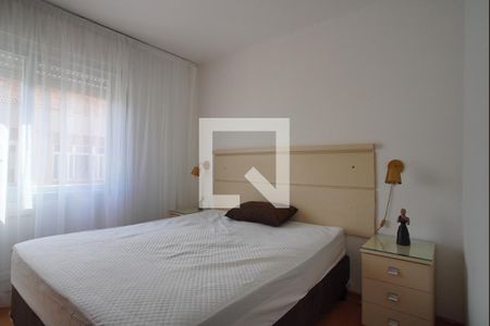 Quarto de apartamento para alugar com 1 quarto, 42m² em Vila Ipiranga, Porto Alegre
