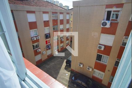 Sala - Vista de apartamento para alugar com 1 quarto, 42m² em Vila Ipiranga, Porto Alegre