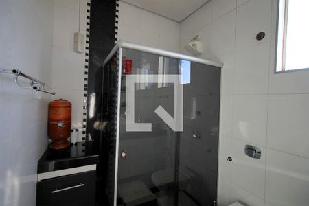 Casa à venda com 330m², 5 quartos e 4 vagasBanheiro