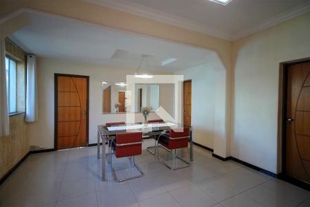 Sala de casa à venda com 5 quartos, 330m² em Santa Tereza, Belo Horizonte
