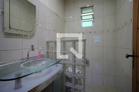 Casa à venda com 330m², 5 quartos e 4 vagasLavabo da Sala