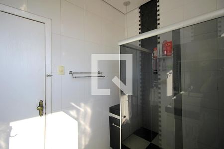 Casa à venda com 330m², 5 quartos e 4 vagasBanheiro