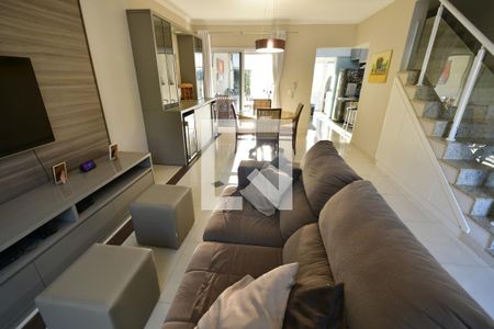 Sala de casa de condomínio para alugar com 3 quartos, 125m² em Chácara da Barra, Campinas