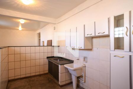 Cozinha e Área de Serviço de kitnet/studio para alugar com 2 quartos, 30m² em Floresta, Belo Horizonte