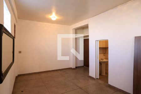Sala/Cozinha de kitnet/studio para alugar com 2 quartos, 30m² em Floresta, Belo Horizonte