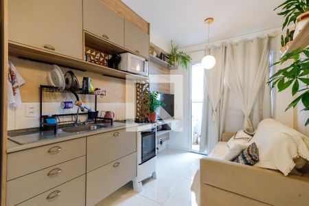 Sala e Cozinha de apartamento para alugar com 2 quartos, 39m² em Vila Guilherme, São Paulo