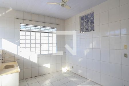 Cozinha  de kitnet/studio para alugar com 2 quartos, 50m² em Floresta, Belo Horizonte
