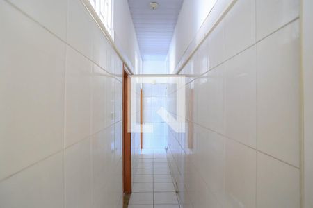 Corredor  de kitnet/studio para alugar com 2 quartos, 50m² em Floresta, Belo Horizonte