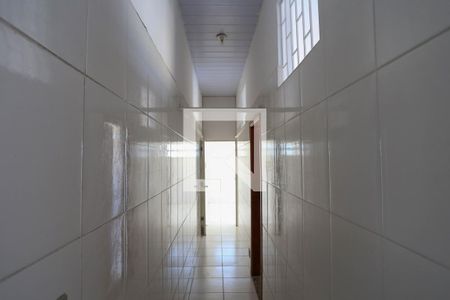 Corredor  de kitnet/studio para alugar com 2 quartos, 50m² em Floresta, Belo Horizonte