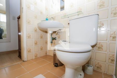 Apartamento para alugar com 66m², 2 quartos e 1 vaga Apartamento para alugar com 66m², 2 quartos e 1 vagaBanheiro