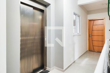 Apartamento à venda com 67m², 2 quartos e 1 vagaElevador