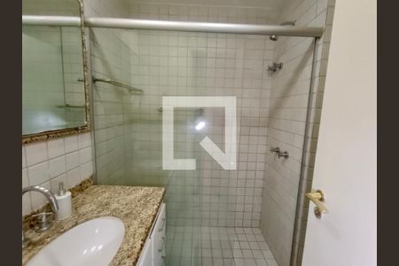 Apartamento à venda com 50m², 1 quarto e 1 vaga Apartamento à venda com 50m², 1 quarto e 1 vagaBanheiro social