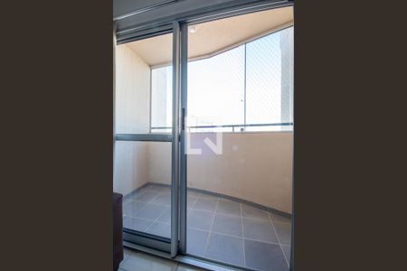 Sacada de apartamento para alugar com 3 quartos, 74m² em Jaguaribe, Osasco