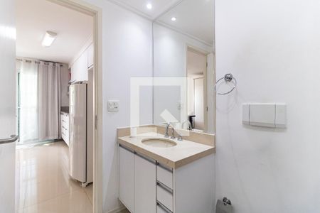 Banheiro de apartamento para alugar com 1 quarto, 40m² em Aclimação, São Paulo